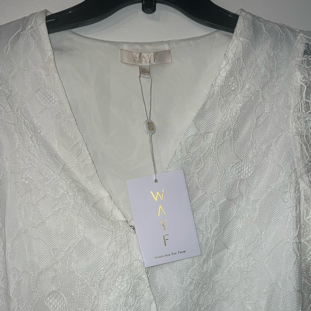 New WAYF Sheer White Lace Long Puff Sleeve Bodysuit - Picture 5 of 7